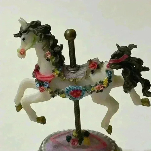 K's Collection Carousel Horse Figurine 4-3/4" tall Purple Roses - Picture 3 of 9